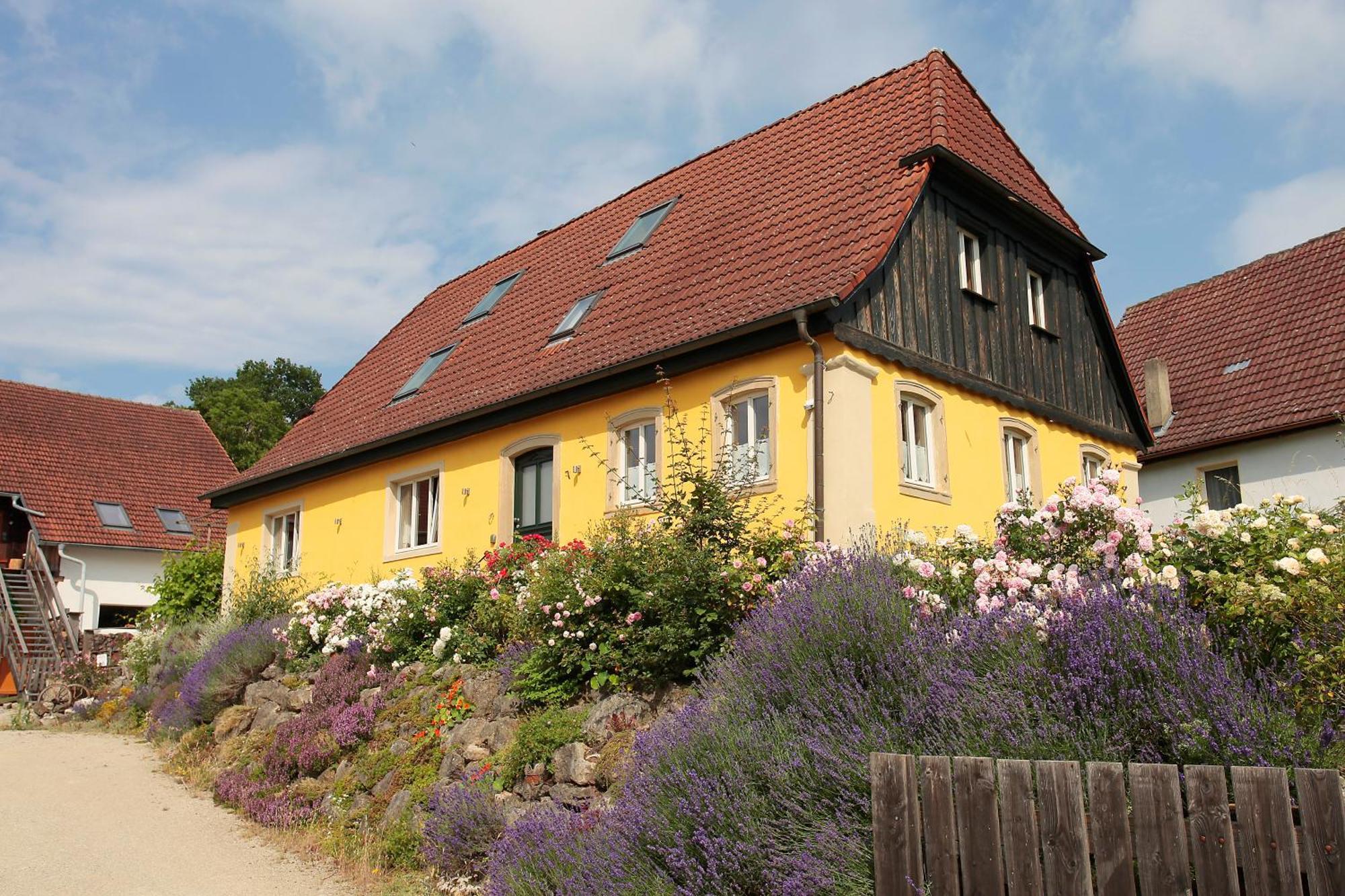 Gemuetliches Apartment Mit Galerie Im Ferienhof Litzendorf Esterno foto