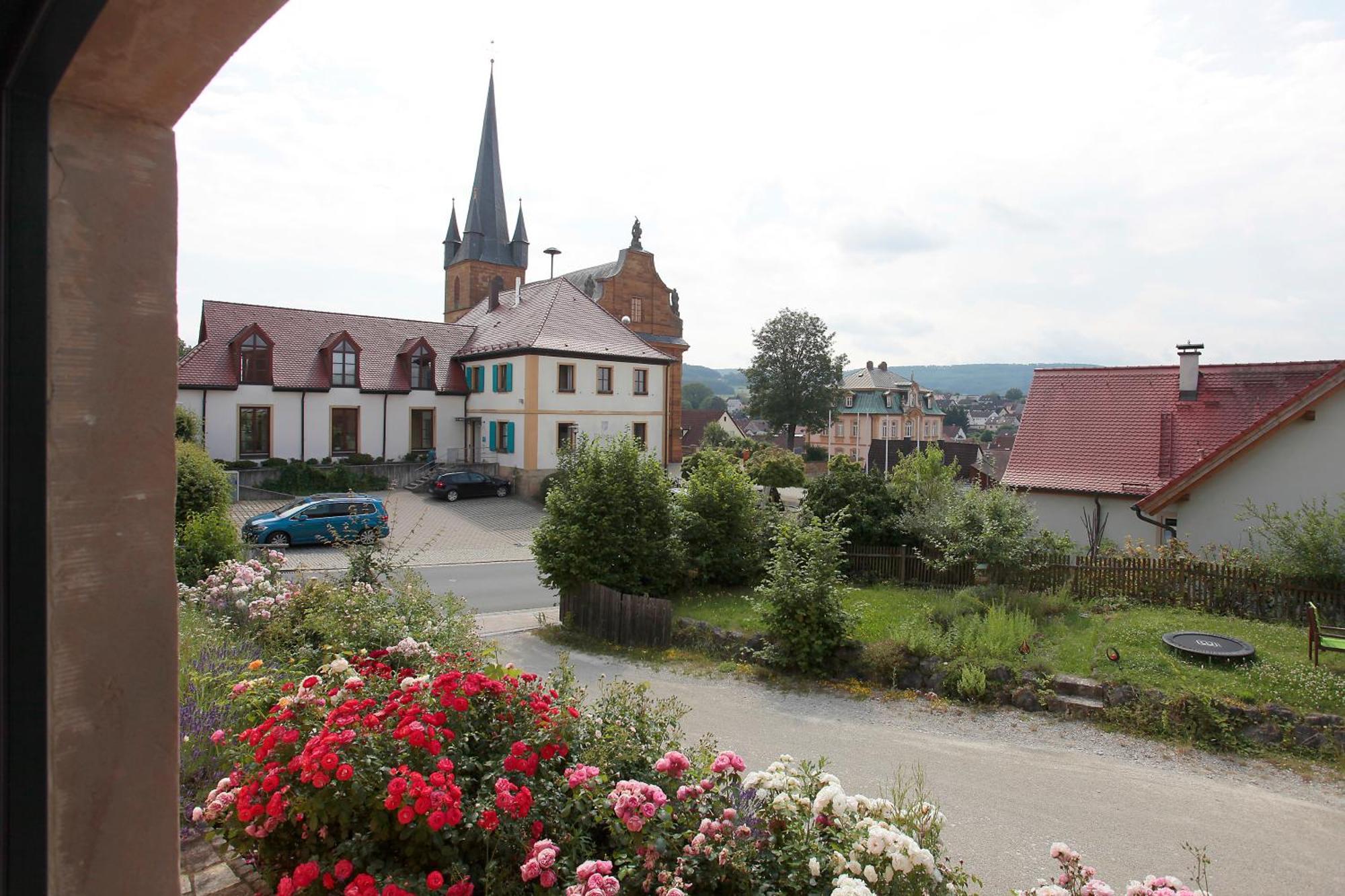 Gemuetliches Apartment Mit Galerie Im Ferienhof Litzendorf Esterno foto